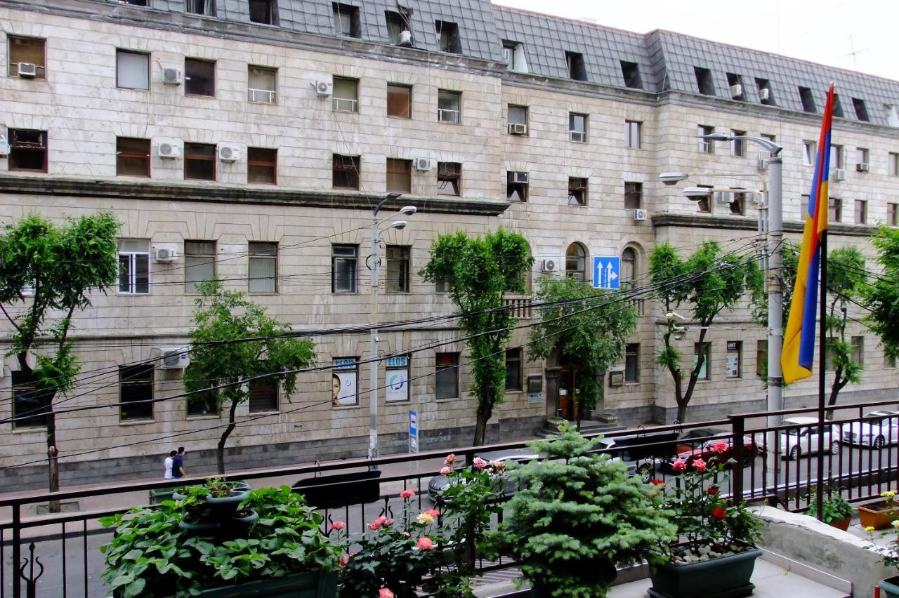 Yerevan center apartment 5A Buitenkant foto