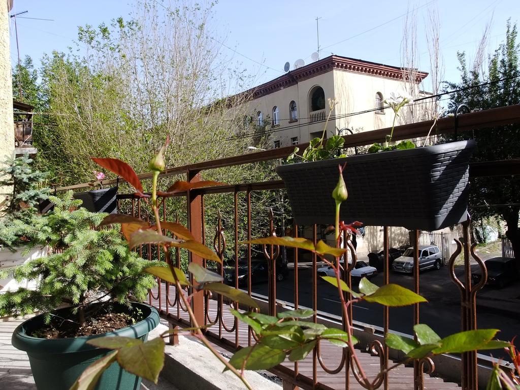 Yerevan center apartment 5A Buitenkant foto
