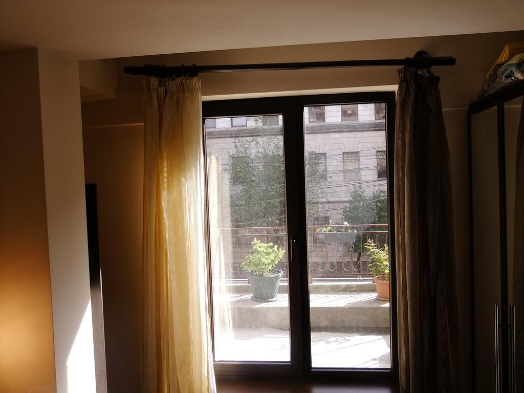 Yerevan center apartment 5A Buitenkant foto