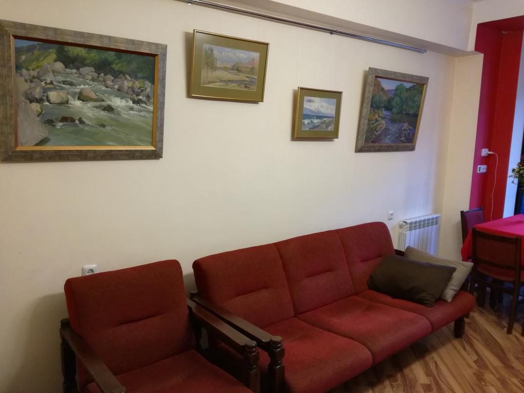 Yerevan center apartment 5A Buitenkant foto